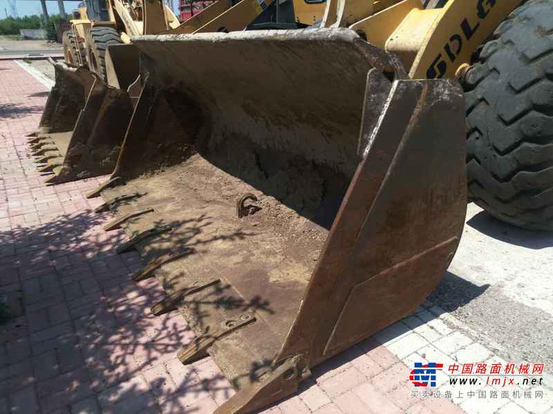 黑龙江出售转让二手8000小时2010年临工LG953装载机