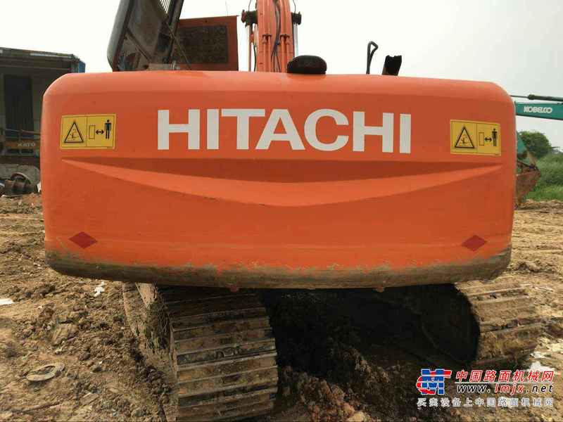 江西出售转让二手6200小时2010年日立ZX200挖掘机