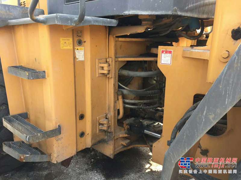 辽宁出售转让二手3000小时2013年龙工LG850D装载机