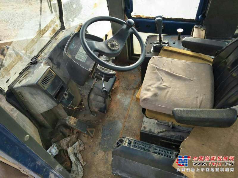 云南出售转让二手6850小时2009年柳工CLG856装载机