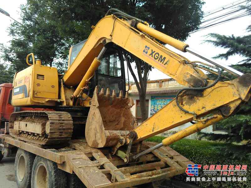 山西出售转让二手4250小时2012年厦工XG808挖掘机