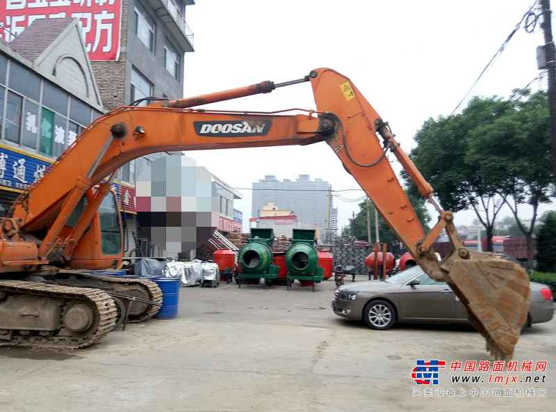 山西出售转让二手5500小时2011年斗山DH300LC挖掘机