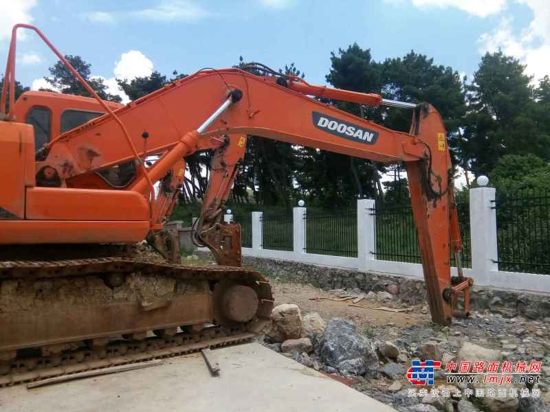 贵州出售转让二手2800小时2012年斗山DH225LC挖掘机