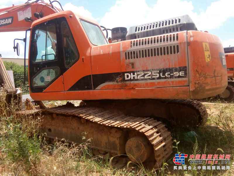 贵州出售转让二手3500小时2012年斗山DH220LC挖掘机