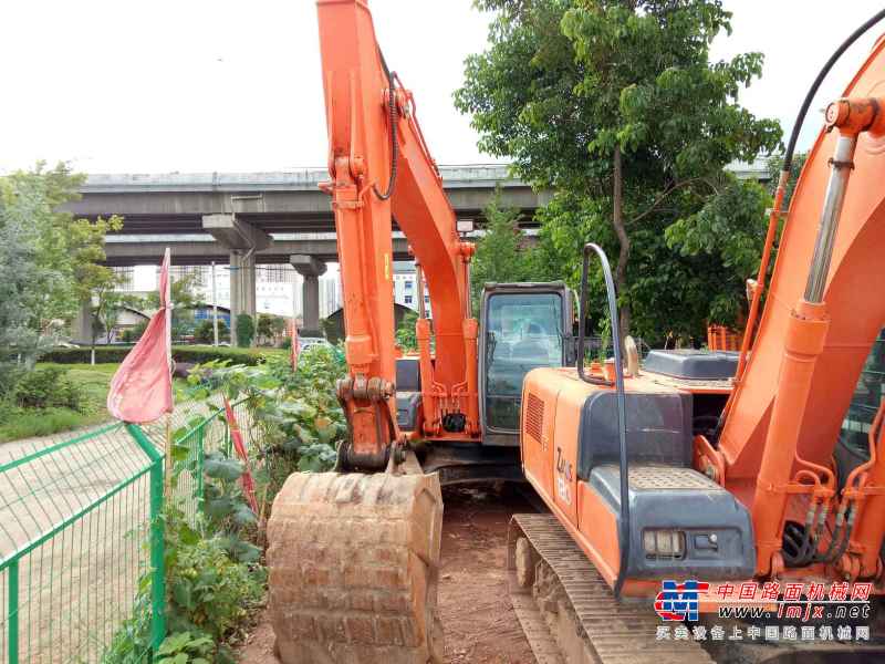 云南出售转让二手3768小时2012年日立EX120挖掘机