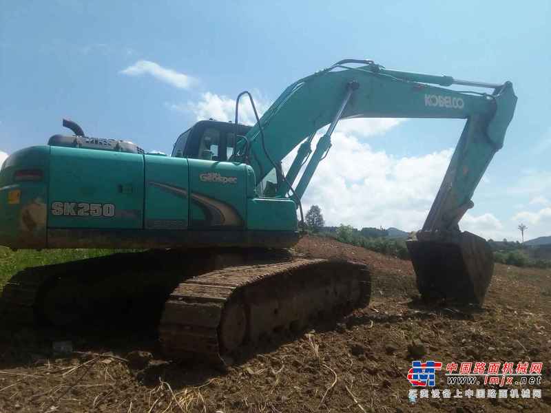 贵州出售转让二手4800小时2011年神钢SK250挖掘机