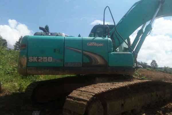 贵州出售转让二手4800小时2011年神钢SK250挖掘机
