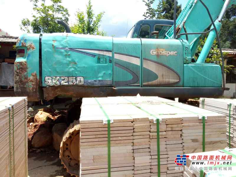云南出售转让二手6062小时2010年神钢SK250挖掘机