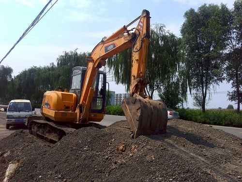 山西出售转让二手2300小时2014年福田雷沃FR60V8挖掘机