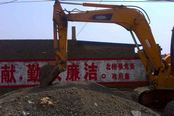 山西出售转让二手2300小时2014年福田雷沃FR60V8挖掘机