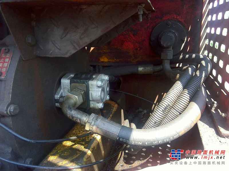 山西出售转让二手8000小时2011年晋工轮挖JGM907挖掘机