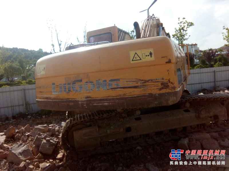 贵州出售转让二手7500小时2011年柳工CLG926挖掘机