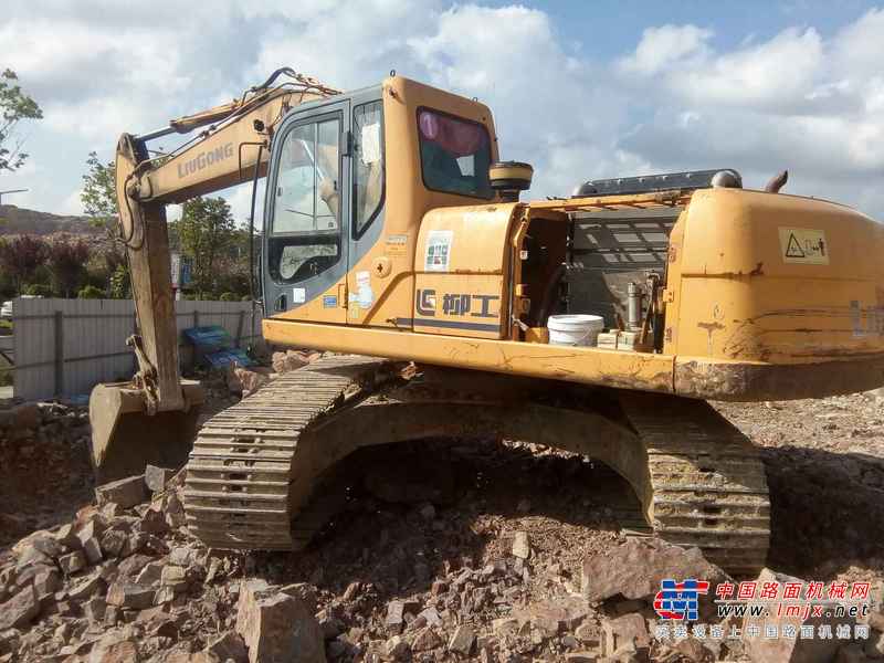 贵州出售转让二手7500小时2011年柳工CLG926挖掘机