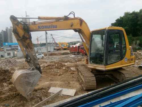 贵州出售转让二手11000小时2010年小松PC60挖掘机