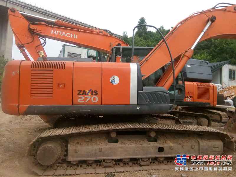 贵州出售转让二手7800小时2010年日立ZX250H挖掘机
