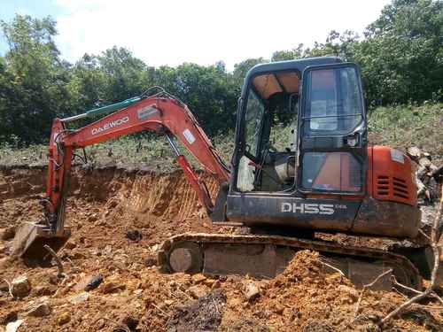 贵州出售转让二手11800小时2005年斗山DH55挖掘机