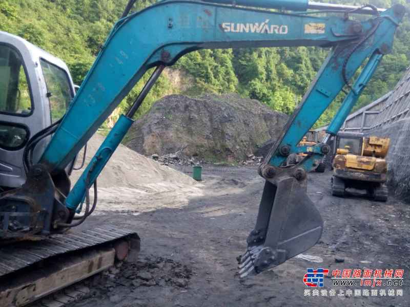 陕西出售转让二手4053小时2011年山河智能SWE70N9挖掘机