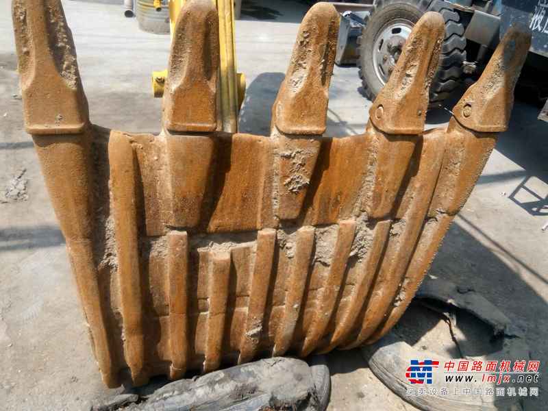 陕西出售转让二手7000小时2010年玉柴YC135挖掘机