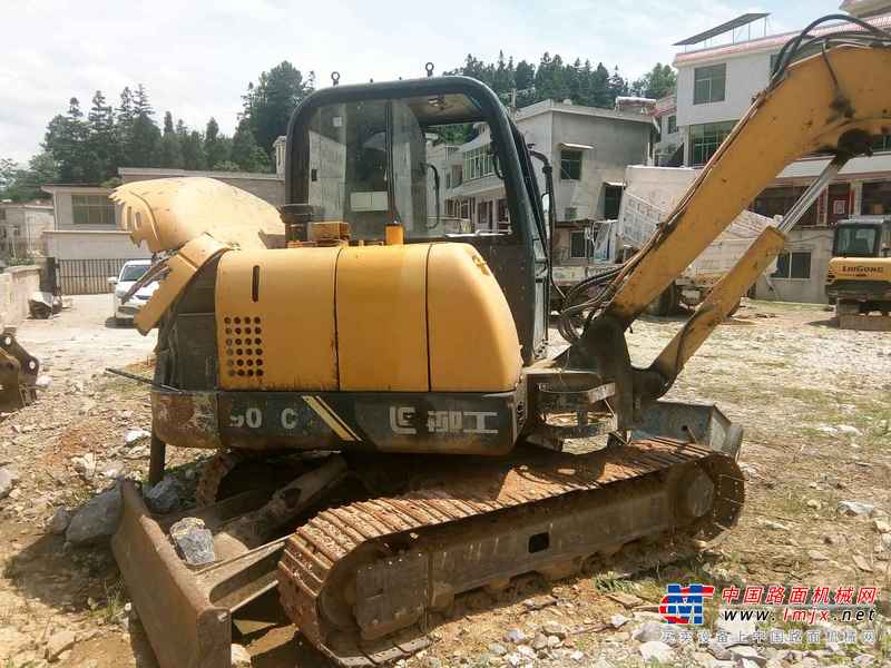 贵州出售转让二手3600小时2011年柳工CLG906C挖掘机