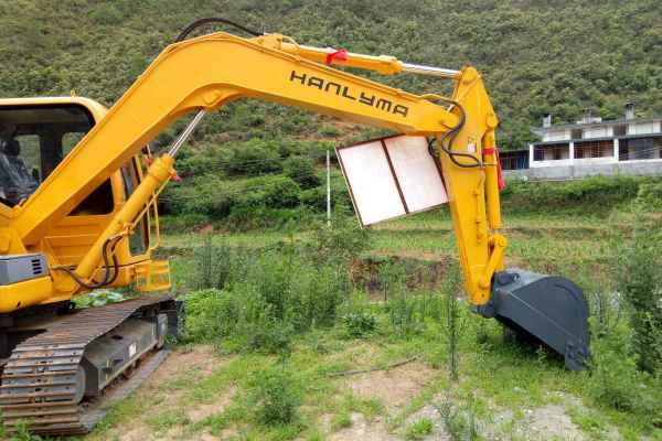 云南出售转让二手21小时2016年华力重工HL185挖掘机