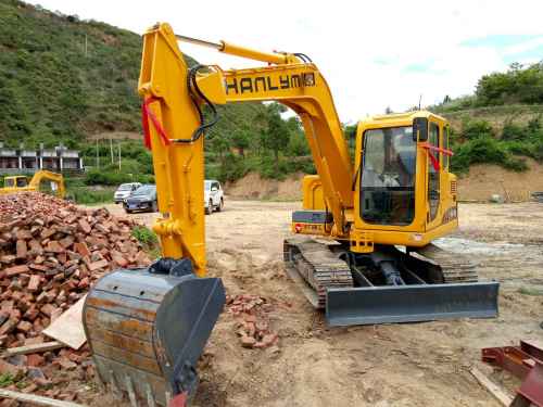 云南出售转让二手23小时2016年华力重工HL185挖掘机