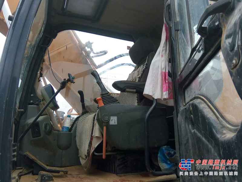 贵州出售转让二手6850小时2010年柳工920D挖掘机