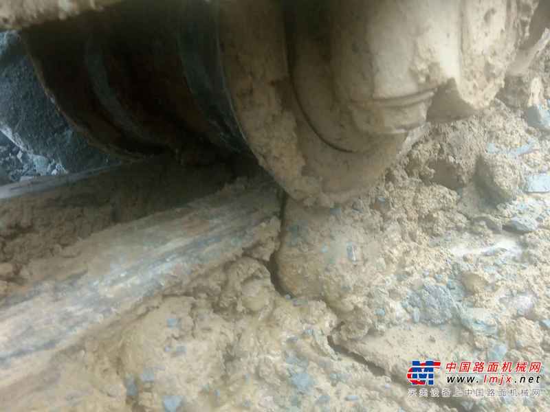 贵州出售转让二手84小时2010年三一重工SY215C挖掘机