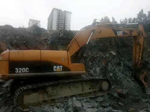 贵州出售转让二手10080小时2006年卡特彼勒320C挖掘机