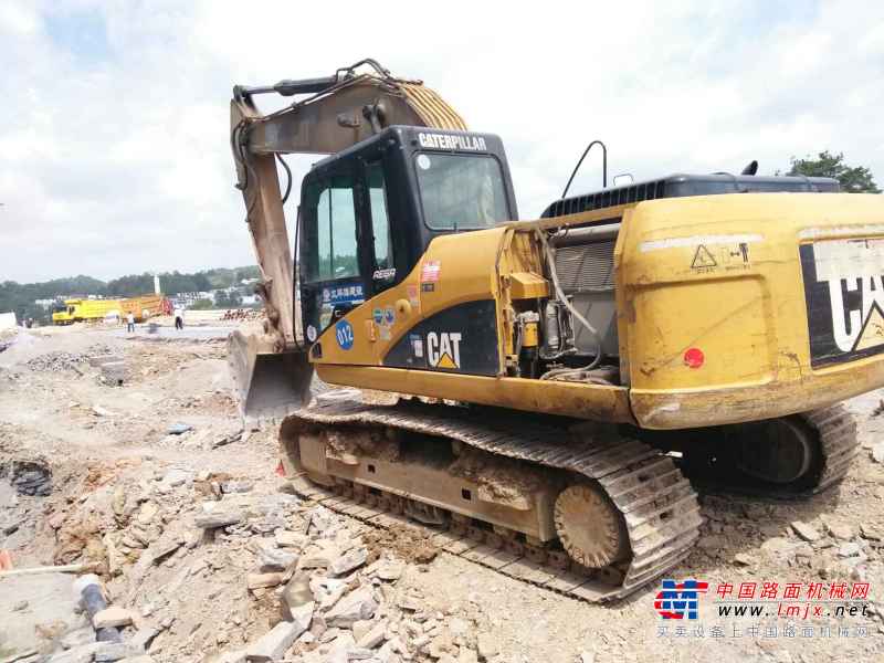 贵州出售转让二手9231小时2010年卡特彼勒320D挖掘机