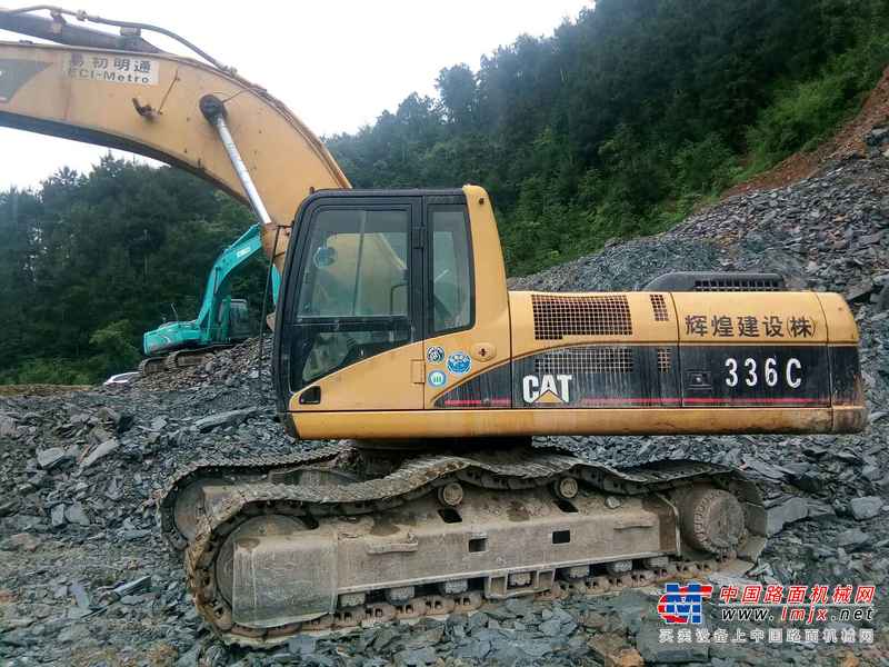 贵州出售转让二手14000小时2004年卡特彼勒330C挖掘机