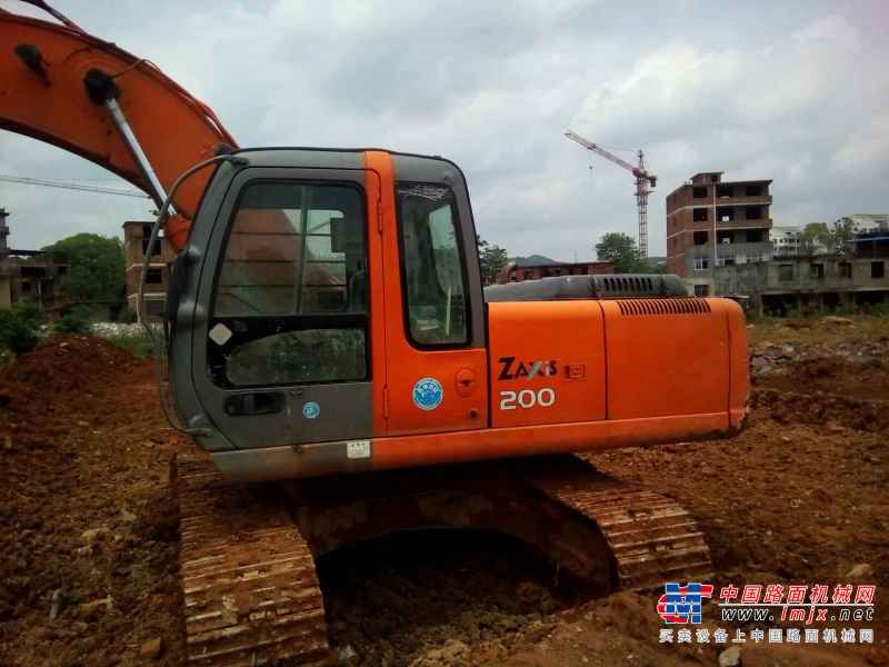 江西出售转让二手18000小时2003年日立EX200挖掘机