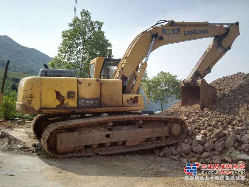 陕西出售转让二手7000小时2009年柳工CLG225C挖掘机