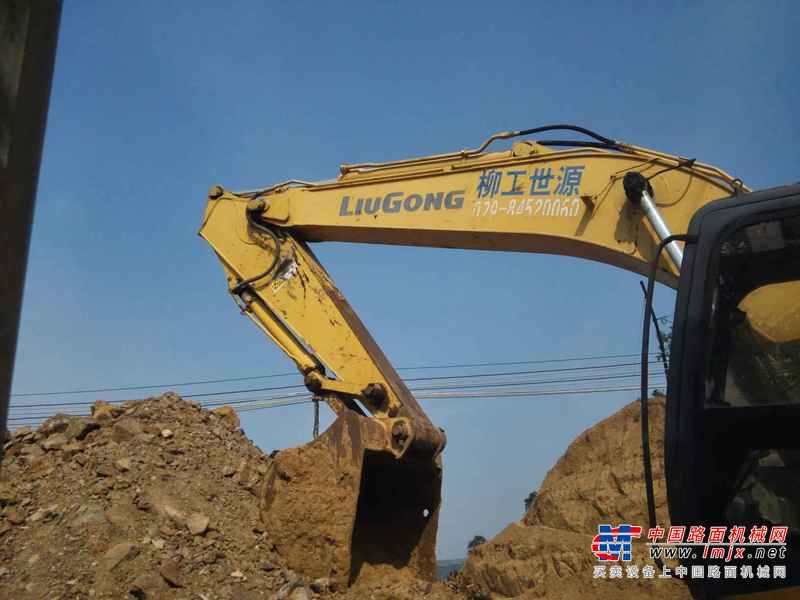 陕西出售转让二手7000小时2009年柳工CLG225C挖掘机