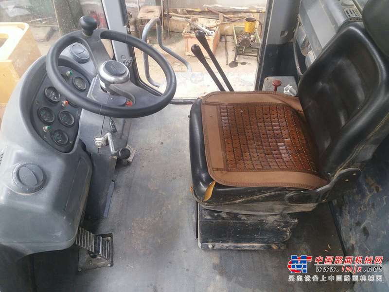 陕西出售转让二手2000小时2014年龙工ZL50C装载机