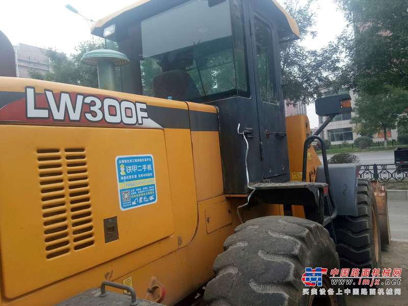 辽宁出售转让二手6000小时2012年徐工LW300F装载机