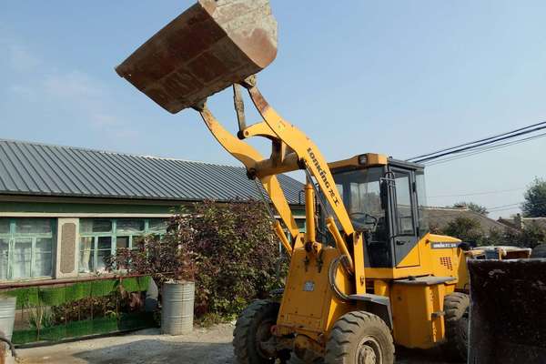 辽宁出售转让二手3000小时2013年龙工LG810装载机