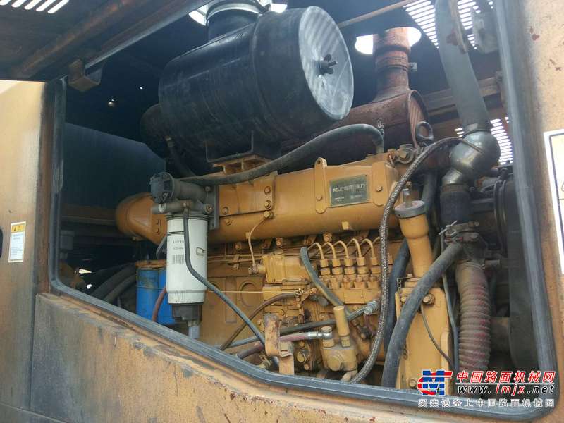 辽宁出售转让二手5000小时2011年龙工LG855D装载机