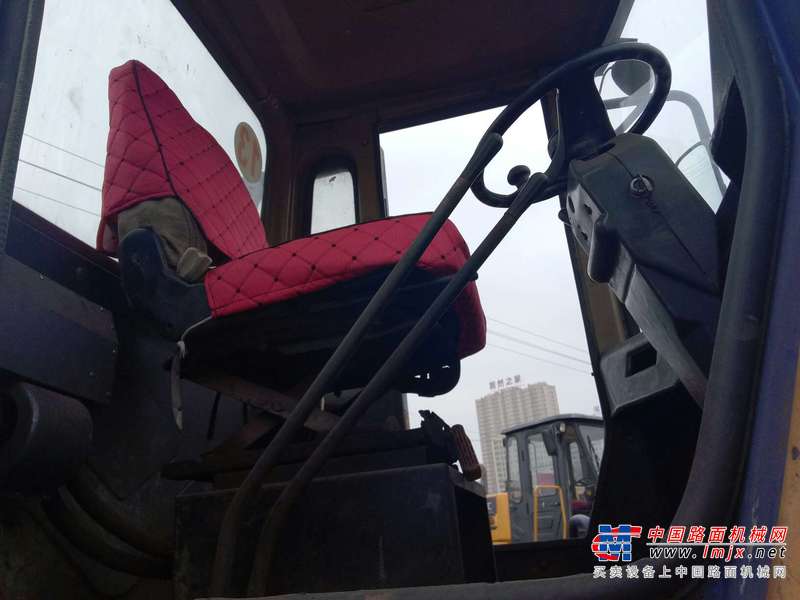 辽宁出售转让二手7500小时2009年龙工LG855装载机