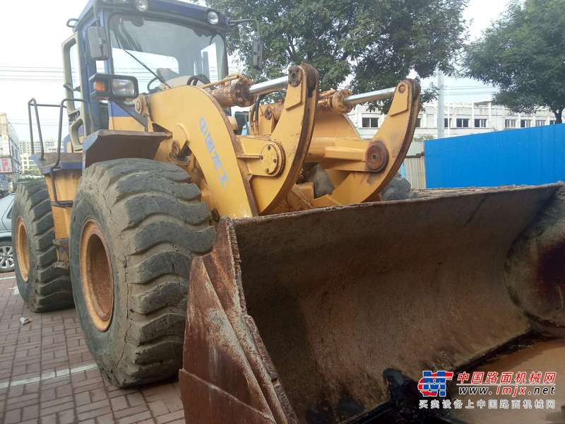 辽宁出售转让二手9000小时2005年龙工ZL50B装载机