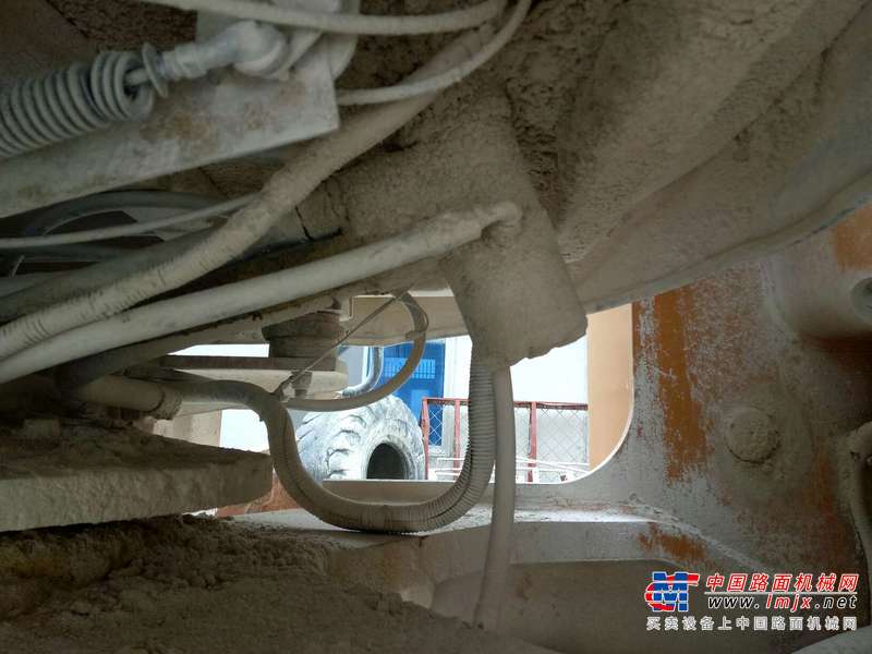 辽宁出售转让二手6000小时2010年龙工LG855B装载机