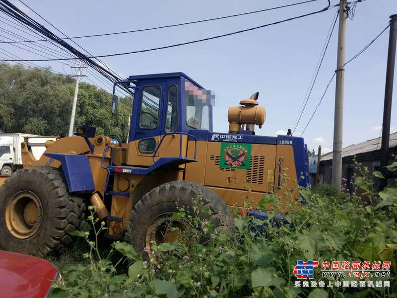 辽宁出售转让二手6000小时2009年龙工LG850装载机