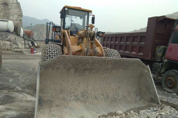 山西出售转让二手3900小时2014年山工SEM660B装载机