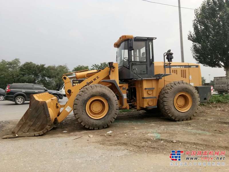 辽宁出售转让二手1500小时2014年龙工LG855D装载机