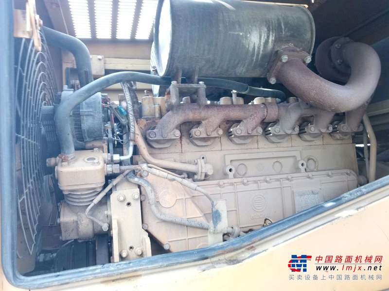 辽宁出售转让二手1500小时2014年龙工LG855D装载机