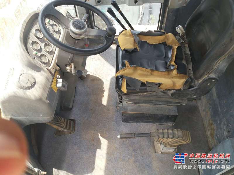 陕西出售转让二手2800小时2013年龙工LG855D装载机
