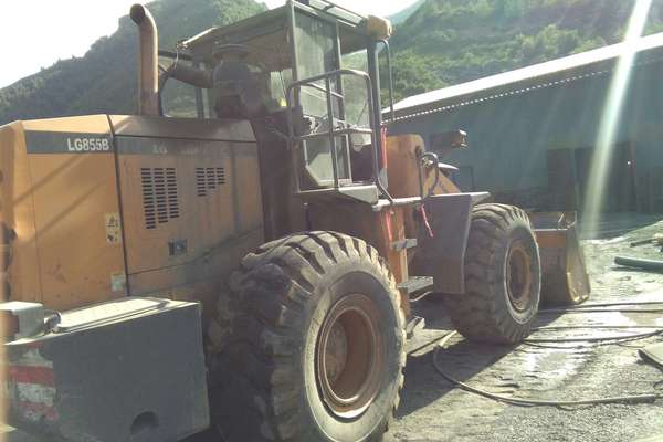 山西出售转让二手4000小时2011年龙工LG855B装载机