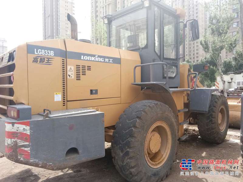 辽宁出售转让二手3000小时2010年龙工LG833B装载机