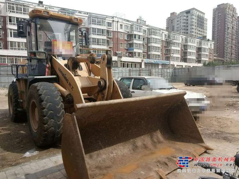辽宁出售转让二手3000小时2010年龙工LG833B装载机