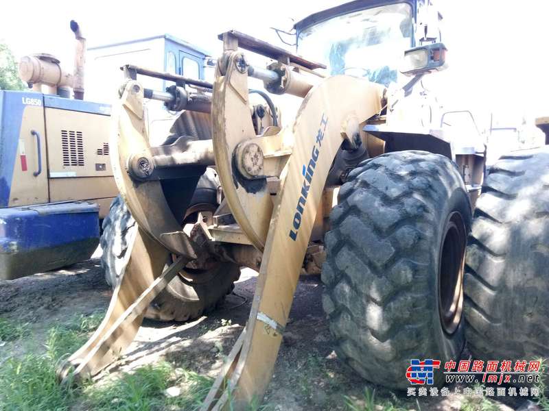 辽宁出售转让二手8000小时2009年龙工LG850装载机