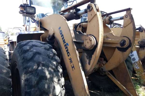 辽宁出售转让二手8000小时2009年龙工LG850装载机